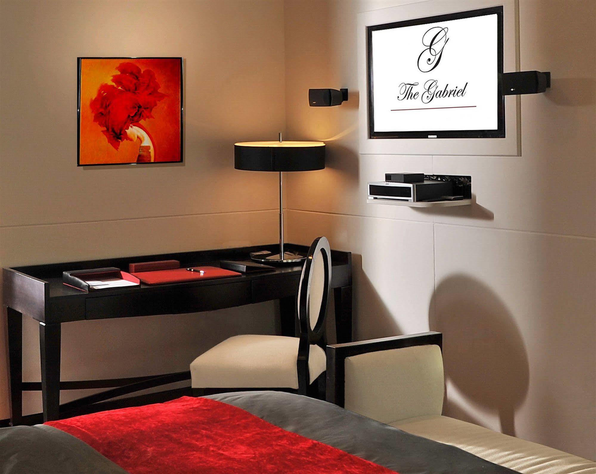 加布里埃尔酒店 开罗 外观 照片 A room at The Gabriel